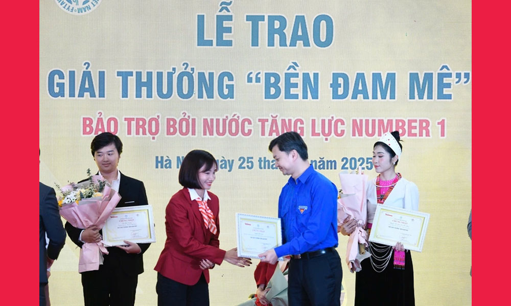 "Athletics Queen" Nguyen Thi Oanh awarded "Enduring passion" award